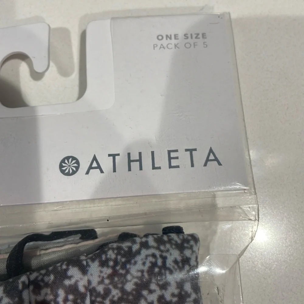 Athleta Everyday Set of 3 Masks—Lightweight and Breathable —New With Tags